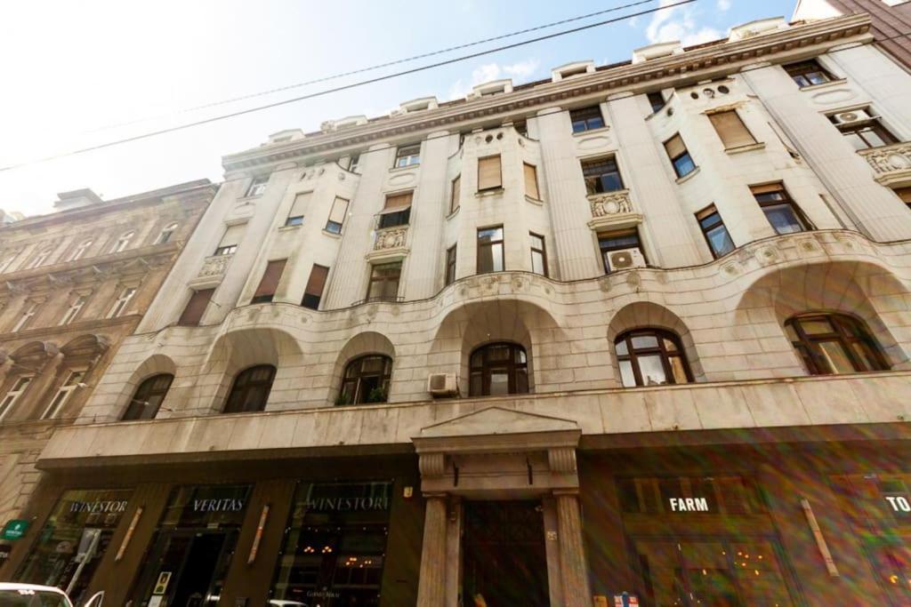 Historic Charm On Dohany Street By Newave Budapest Exteriör bild